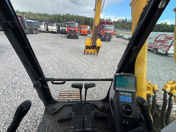 2017 Komatsu PC300, жёлтый - вид 12