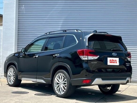 2022 Subaru Forester V Рестайлинг, чёрный, 2154001 рублей - вид 2