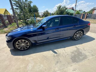 2018 BMW 5 серии 530d xDrive VII (G30/G31/G38), синий, 3800000 рублей, вид 5