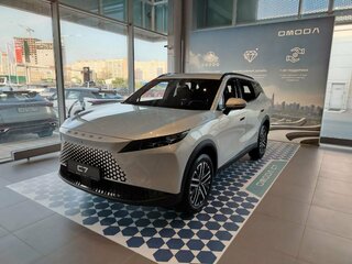 2026 Omoda C7, серебристый, 3099000 рублей, вид 3