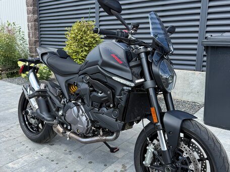 2023 Ducati Monster 937, чёрный, 1181705 рублей, вид 4
