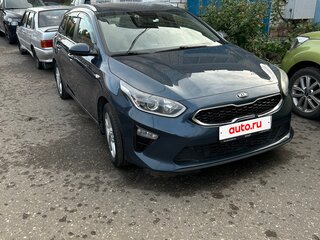 2019 Kia Ceed III, синий, 1360000 рублей, вид 2