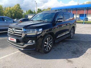 2019 Toyota Land Cruiser 200 Series Рестайлинг 2, чёрный, 7770000 рублей, вид 1