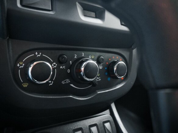 2017 Renault Duster I Рестайлинг, белый, 1329000 рублей - вид 13