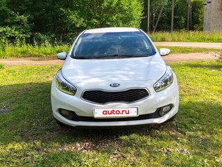 2013 Kia Ceed II, белый, 990000 рублей, вид 3