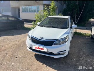 2016 Kia Rio III Рестайлинг, белый, 1150000 рублей, вид 1