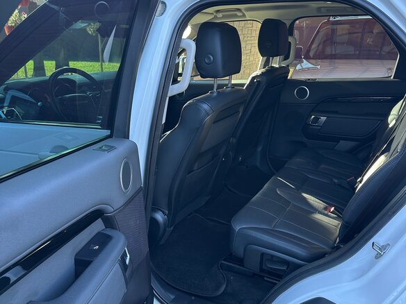 2019 Land Rover Discovery V, белый, 3550000 рублей - вид 9