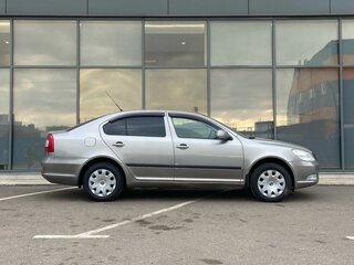 2010 Skoda Octavia II (A5) Рестайлинг, серый, 599000 рублей, вид 3