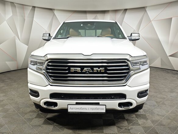 2019 Ram 1500 Crew Cab V, белый, 7200000 рублей - вид 6
