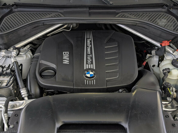 2019 BMW X6 40d II (F16), белый, 4550000 рублей - вид 8