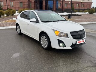 2013 Chevrolet Cruze I Рестайлинг, белый, 610000 рублей, вид 4