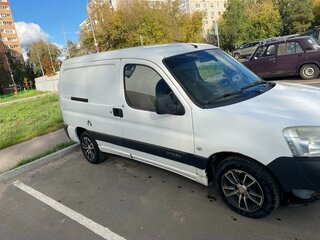 2011 Citroen Berlingo I Рестайлинг, белый, 380000 рублей, вид 1