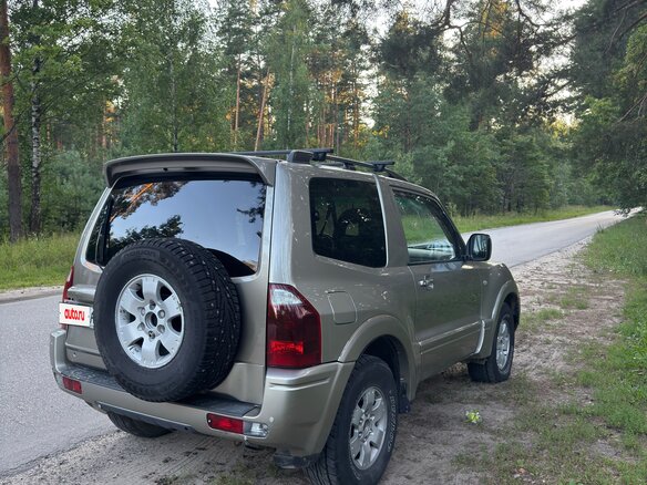 2003 Mitsubishi Pajero III Рестайлинг, золотистый, 750000 рублей - вид 7