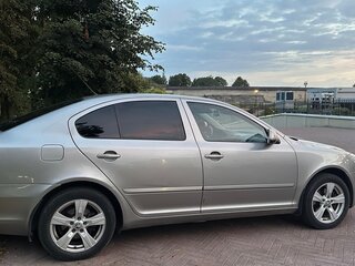 2010 Skoda Octavia DSG7 II (A5) Рестайлинг, серый, 600000 рублей, вид 3