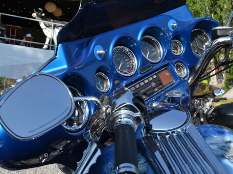 2005 Harley-Davidson Electra Glide, синий, 700000 рублей, вид 3