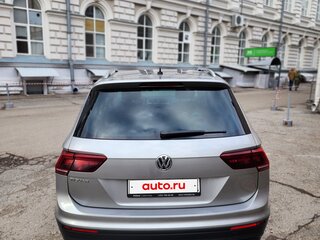 2018 Volkswagen Tiguan II, серебристый, 2700000 рублей, вид 5