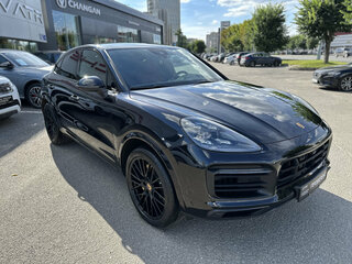 2021 Porsche Cayenne III, чёрный, 7290000 рублей, вид 3