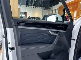 2026 Volkswagen Touareg III Рестайлинг, белый, 12000000 рублей, вид 5