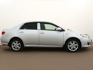 2008 Toyota Corolla X (E140, E150), серебристый, 620000 рублей, вид 4