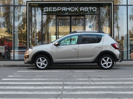 2016 Renault Sandero Stepway II, бежевый, 930000 рублей, вид 2