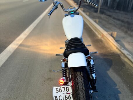 1985 Suzuki Intruder VS 750, белый, 560000 рублей, вид 2