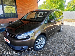 2011 Volkswagen Touran I Рестайлинг 2, коричневый, 900000 рублей, вид 1
