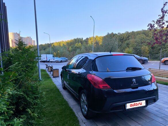 2012 Peugeot 308 I Рестайлинг, чёрный, 550000 рублей - вид 6