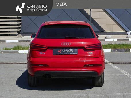 2014 Audi Q3 I (8U), красный, 1594000 рублей, вид 4
