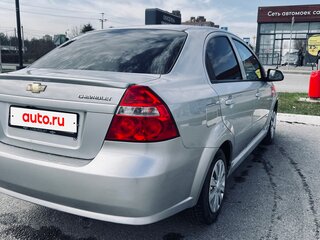 2008 Chevrolet Aveo I Рестайлинг, серебристый, 340000 рублей, вид 5