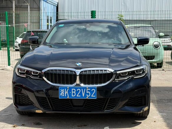 2022 BMW 3 серии Long 320Li VII (G2x), чёрный, 2735000 рублей - вид 1