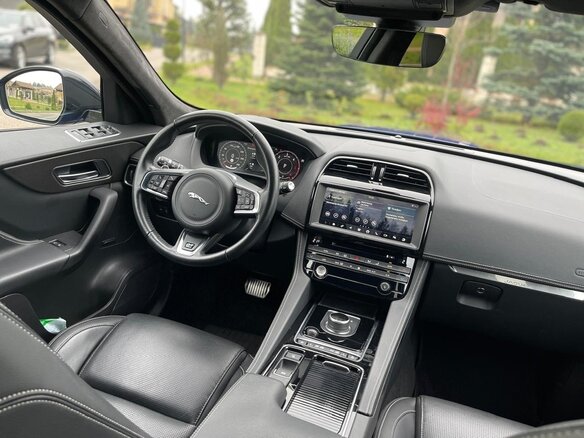 2020 Jaguar F-Pace I, синий, 3840000 рублей - вид 6