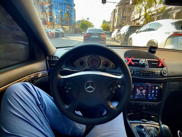 2002 Mercedes-Benz E-Класс 500 III (W211, S211), чёрный, 800000 рублей - вид 4
