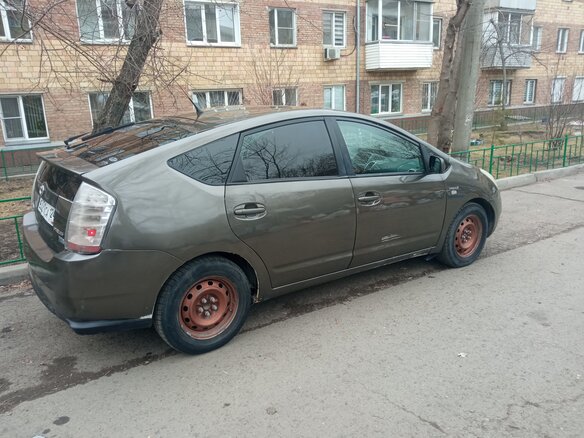 2008 Toyota Prius II Рестайлинг (XW20), серый, 610000 рублей - вид 3