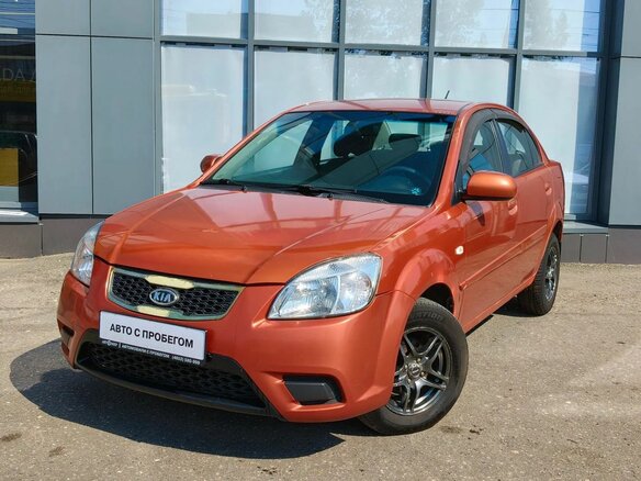 2010 Kia Rio II Рестайлинг, оранжевый