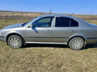 2008 Skoda Octavia I (A4) Рестайлинг, серый, 380000 рублей, вид 3