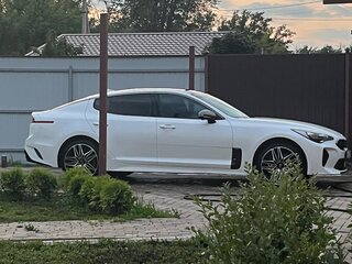 2021 Kia Stinger I Рестайлинг, белый, 3500000 рублей, вид 5