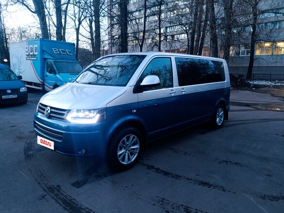 2011 Volkswagen Multivan T5 Рестайлинг, синий, 1900000 рублей