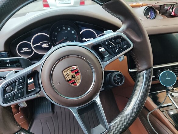 2019 Porsche Cayenne III, серый, 8150000 рублей - вид 9