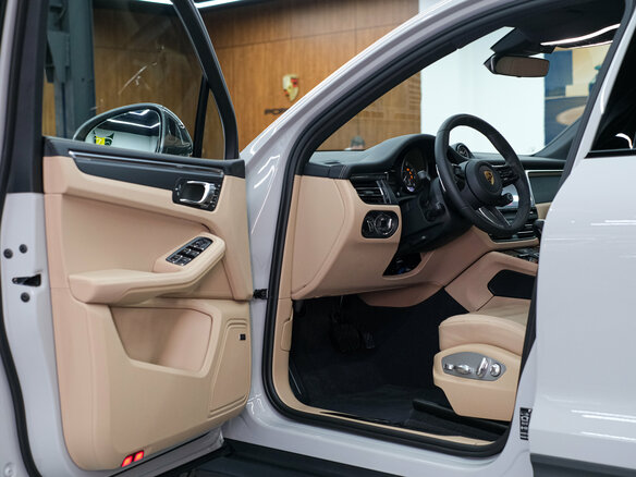 2026 Porsche Macan I Рестайлинг 2, серый - вид 11