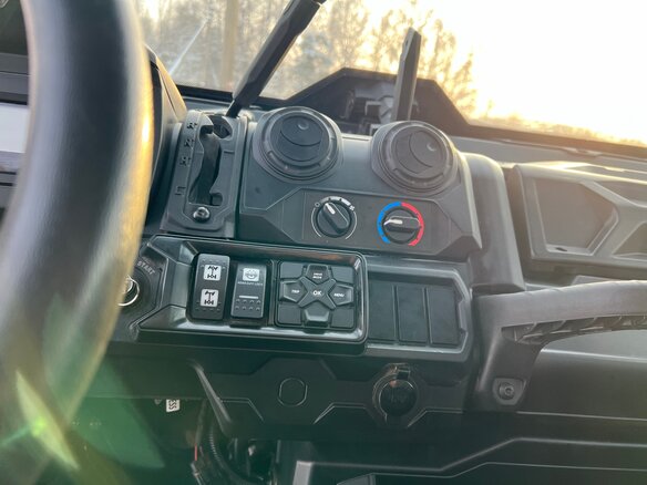 2024 BRP Can-Am Defender HD10, чёрный, 2650000 рублей - вид 7