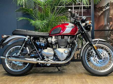 2025 Triumph Bonneville T120, красный, 1850000 рублей, вид 1