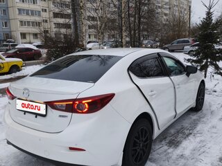 2018 Mazda Axela III Рестайлинг, белый, 1750000 рублей, вид 4