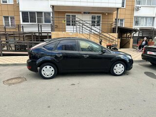 2011 Ford Focus II Рестайлинг, чёрный, 575000 рублей, вид 2