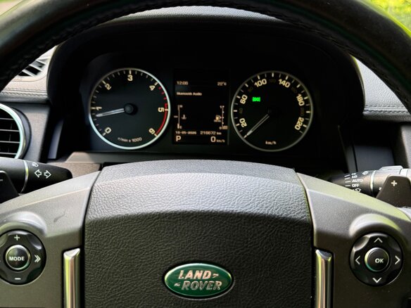 2013 Land Rover Discovery IV, серебристый - вид 11