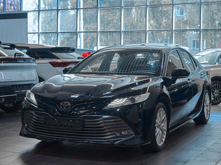 2019 Toyota Camry VIII (XV70), чёрный, 2399000 рублей, вид 3