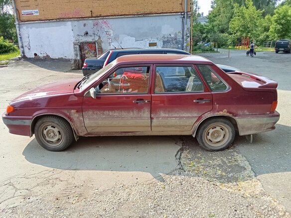 2005 Lada (ВАЗ) 2115, красный, 200000 рублей - вид 4