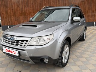 2011 Subaru Forester III Рестайлинг, серый, 1650000 рублей, вид 1