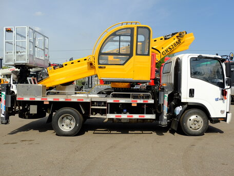 2026 Isuzu Elf (N-series), белый, 6386888 рублей, вид 4