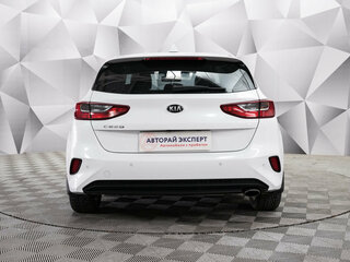 2021 Kia Ceed III, белый, 1381000 рублей, вид 4