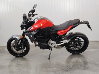 2024 BMW F 900 R, красный, 1049000 рублей, вид 5